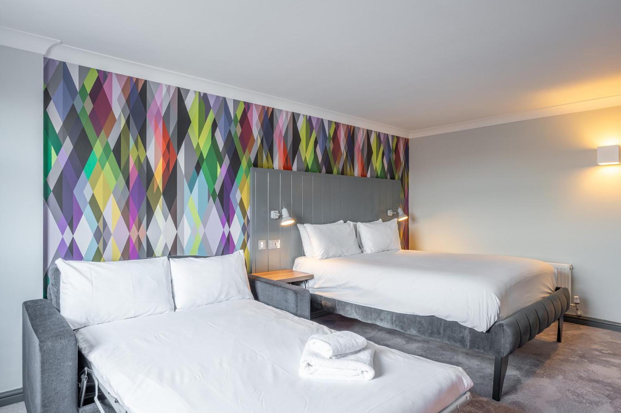 Village Hotel Chester St David'S Ewloe ภายนอก รูปภาพ