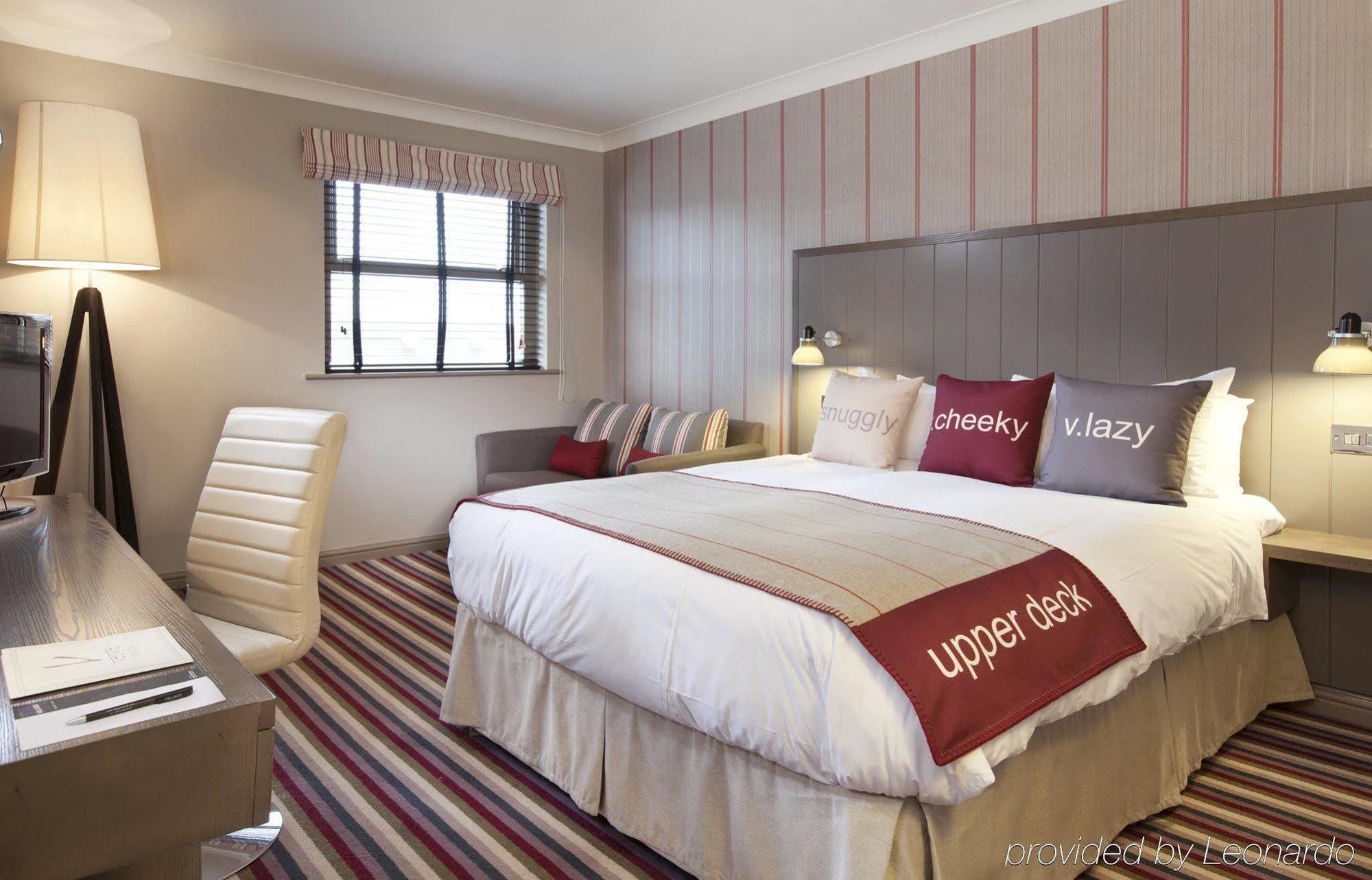 Village Hotel Chester St David'S Ewloe ภายนอก รูปภาพ